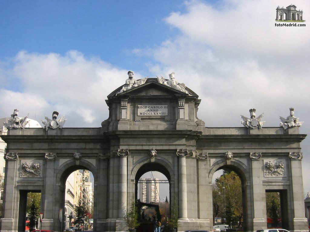 La Puerta de Alcal�