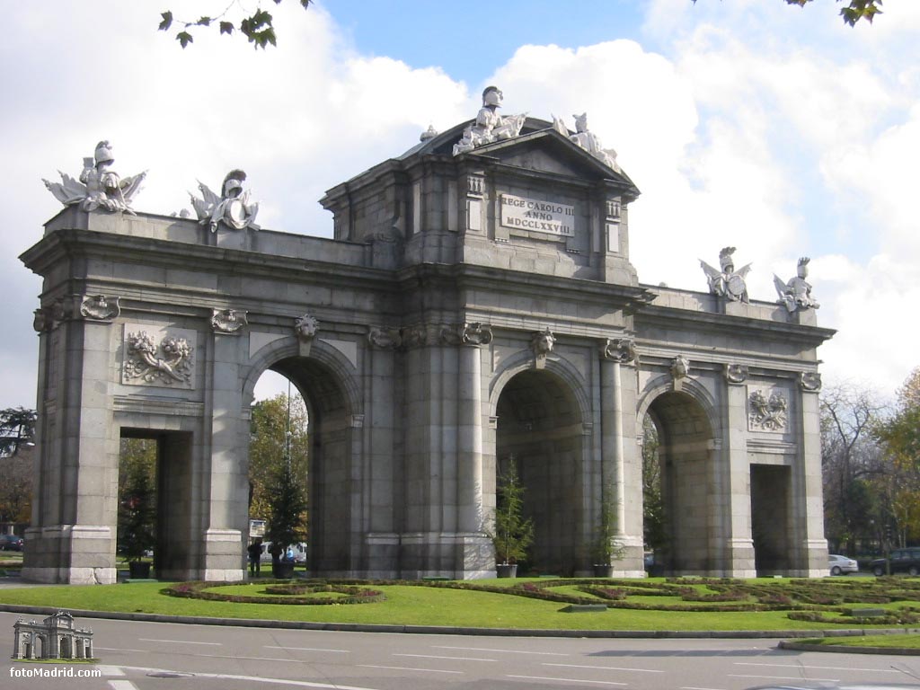 La Puerta de Alcal�