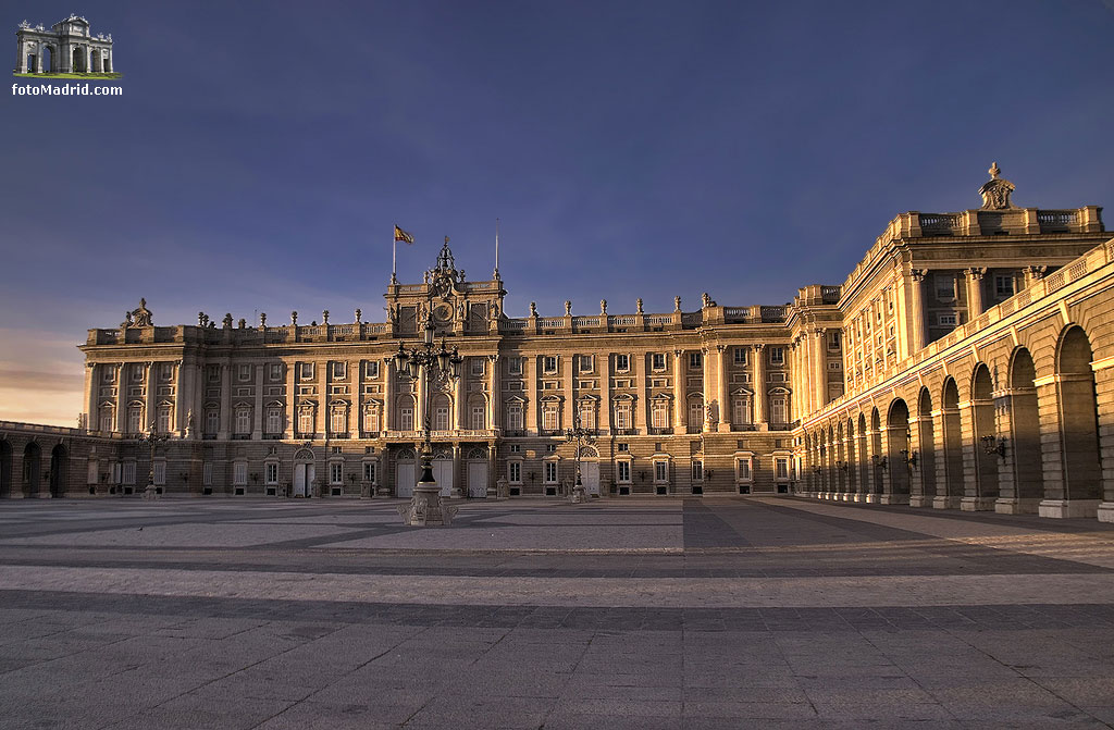 Palacio Real (Plaza de la Armer�a)