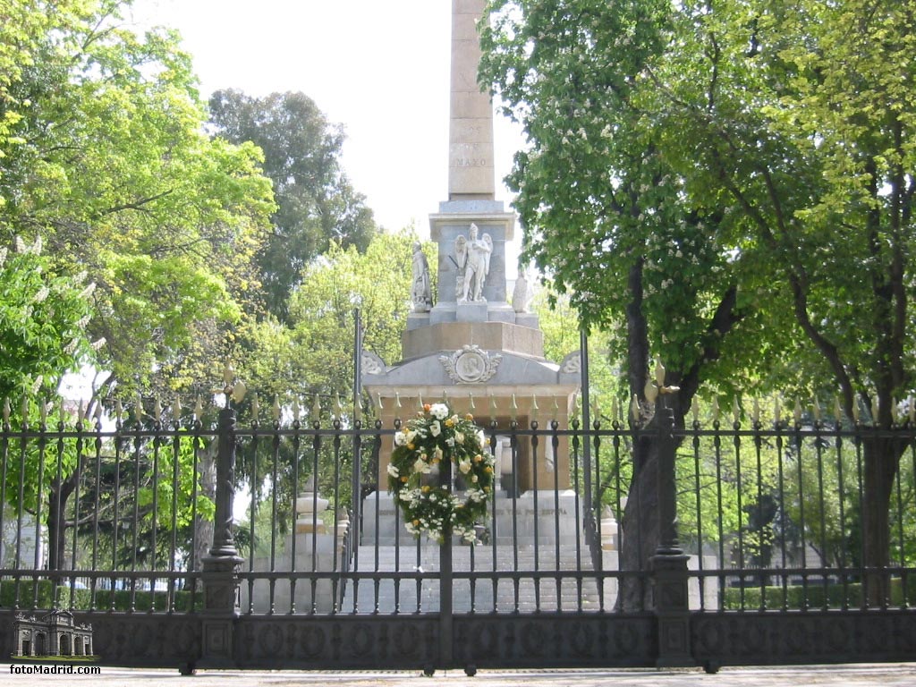 Monumento v�ctimas del 2 de mayo