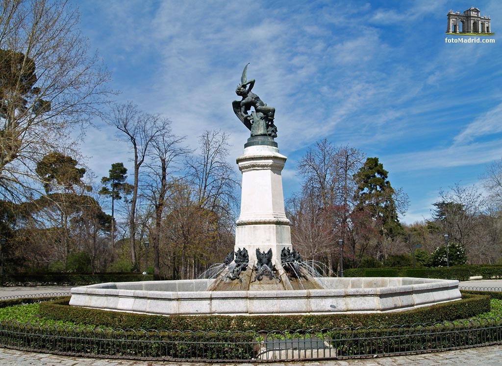 Fuente del �ngel Caido
